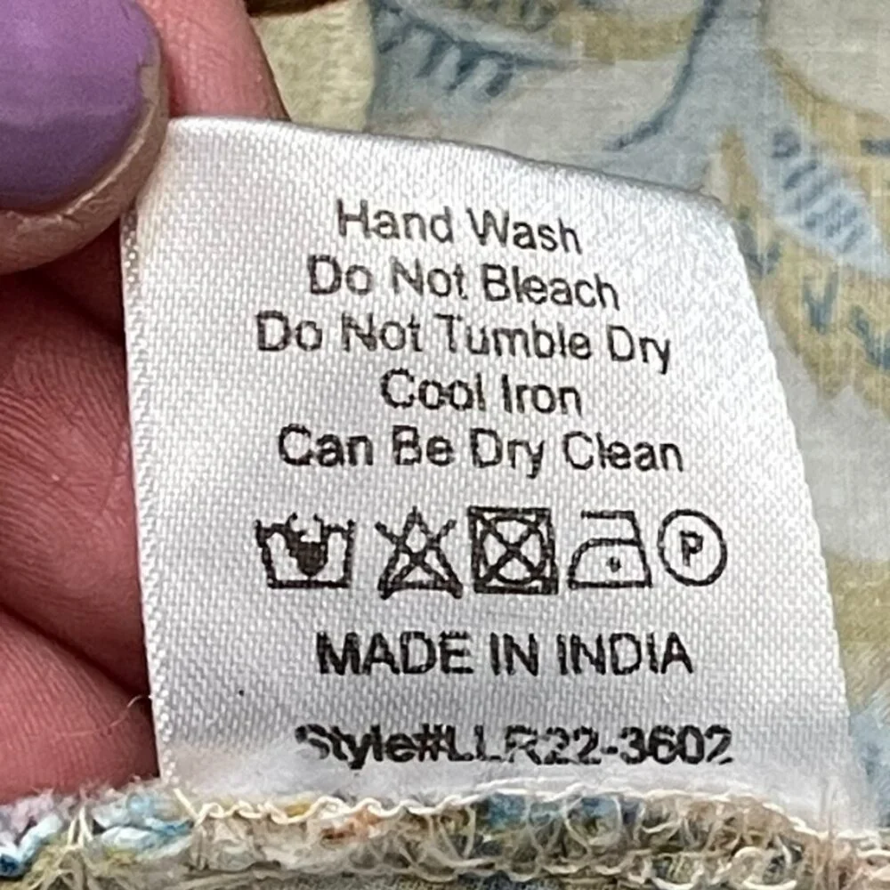 Love the Label Hazel Top, Cheyna Ivory Print Size Small - Picture 9 of 9